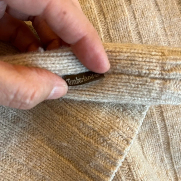 Timberland Women's (Unisex) Lambswool Oversized  V Neck Sweater, Beige Size XL - Picture 8 of 11